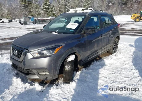 2018 Nissan Kicks Sr z USA, uszkodzony, nr VIN 3N1CP5CU9JL523531